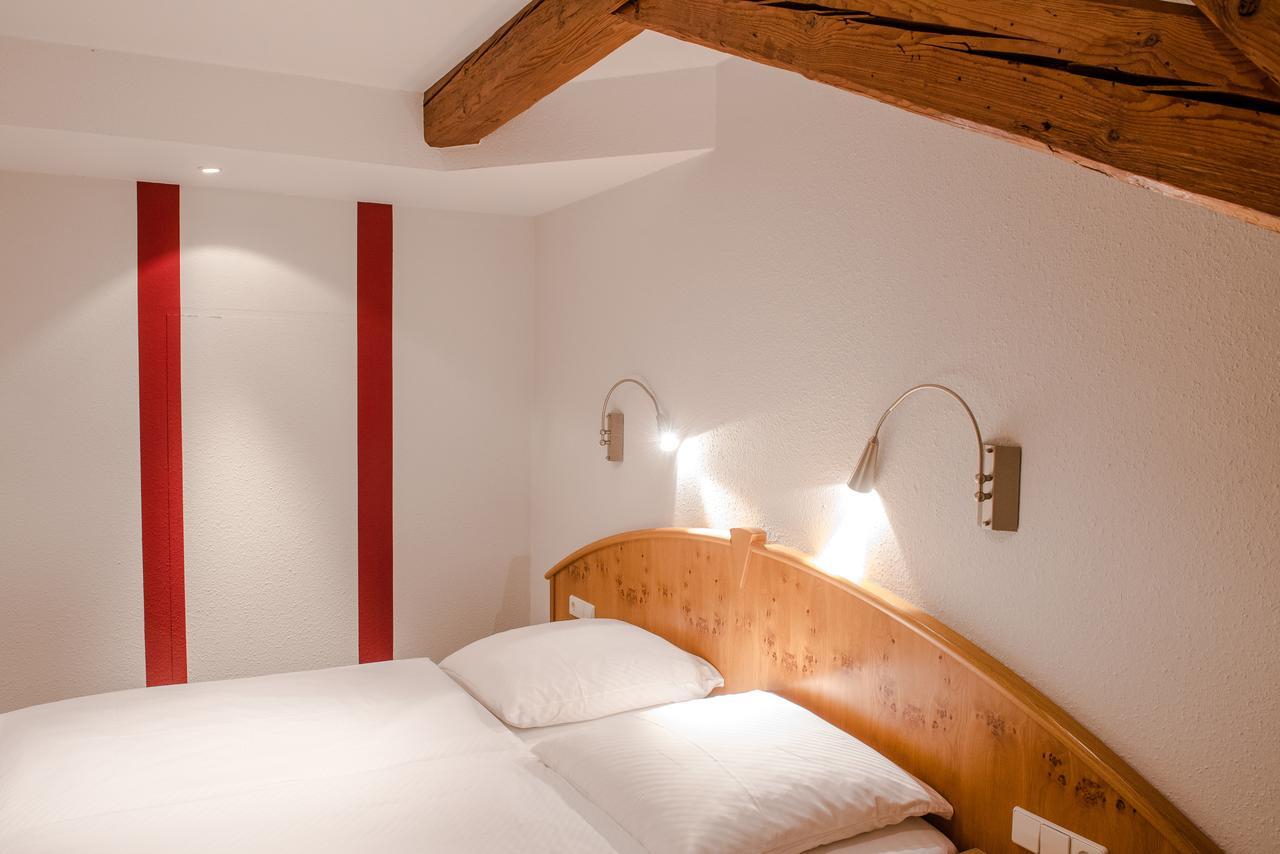 Hotel Gasthof Zum Roessle อัลเทนชตัดท์ ภายนอก รูปภาพ