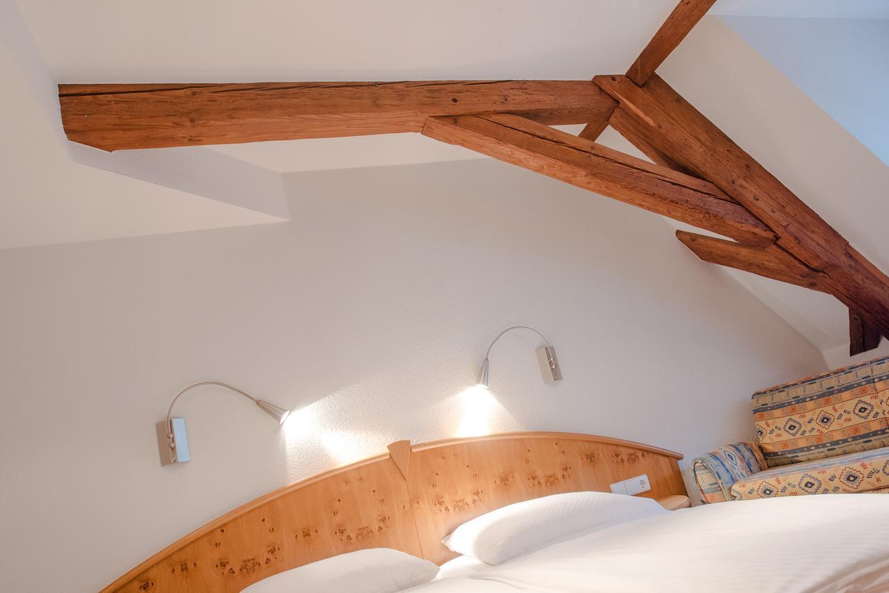 Hotel Gasthof Zum Roessle อัลเทนชตัดท์ ภายนอก รูปภาพ