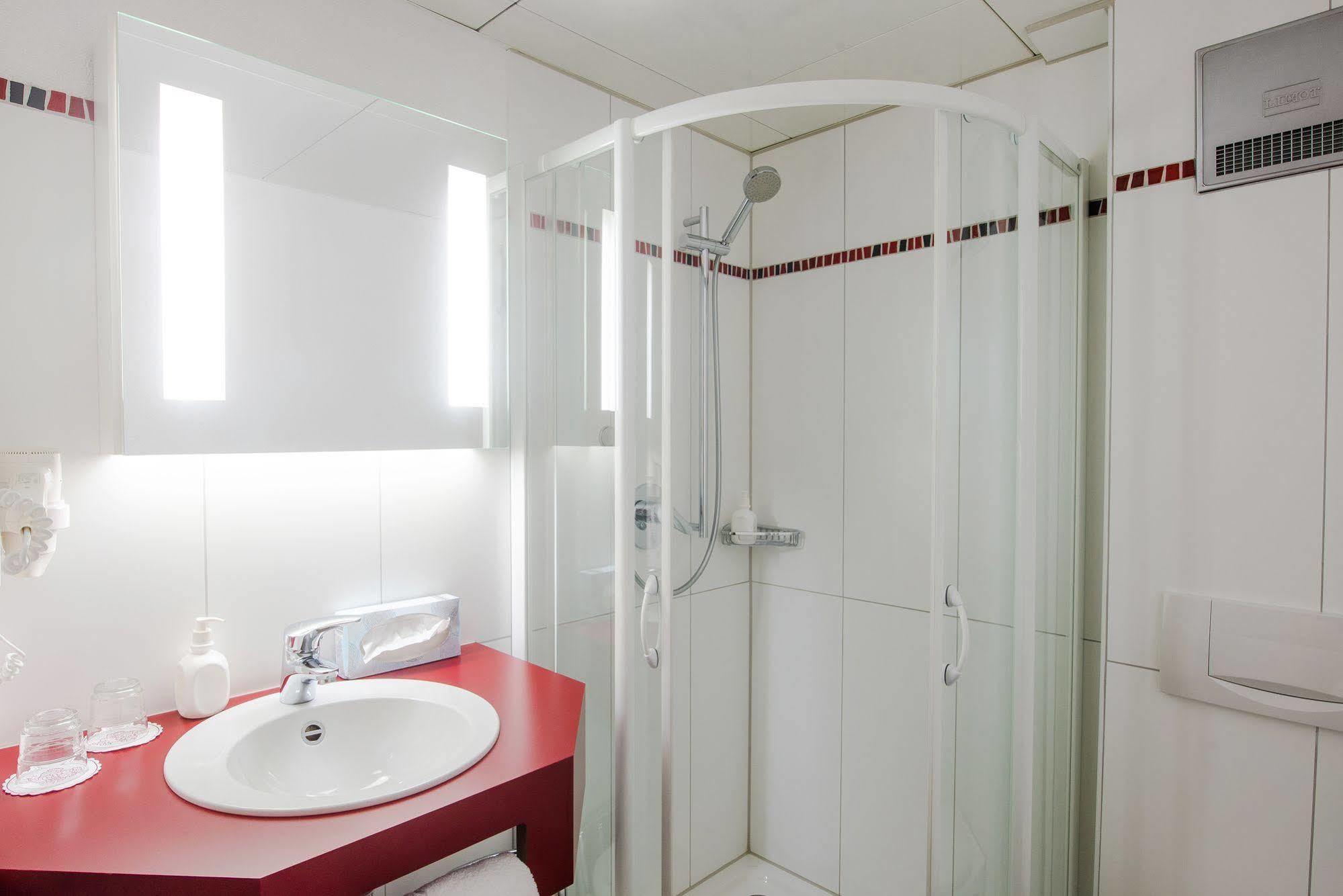 Hotel Gasthof Zum Roessle อัลเทนชตัดท์ ภายนอก รูปภาพ